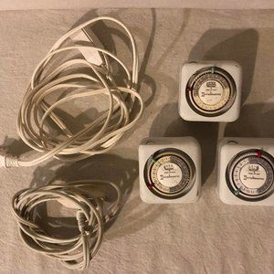 3 Intermatic Indoor 24hr Timers & 2 6ft Extension Cords - JUST IN TIME FOR HOLID